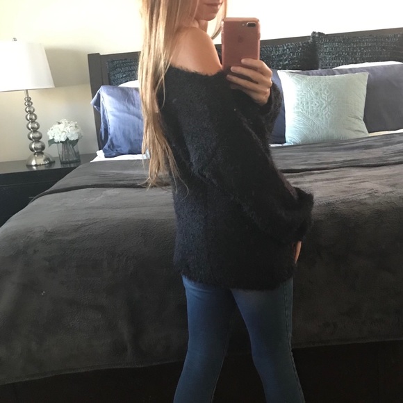 Black Multi-way Soft Sweater Pullover - Picture 13 of 16